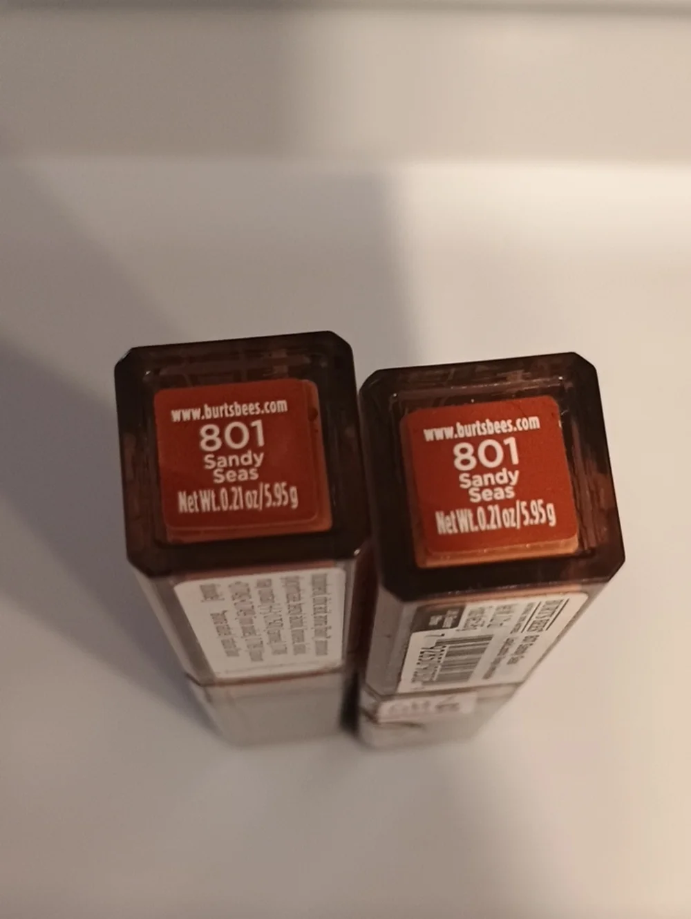 2 x Burt's Bees 100% Natural Moisturizing Liquid Lipstick, 801 Sandy Seas